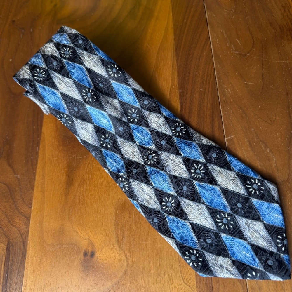 Geoffrey Beene Mens Necktie Blue Gray Diamond Geometric Pattern Business Casual